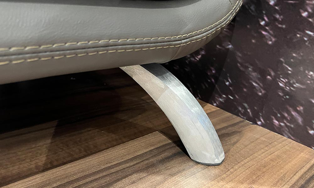 moderne gambe in lega