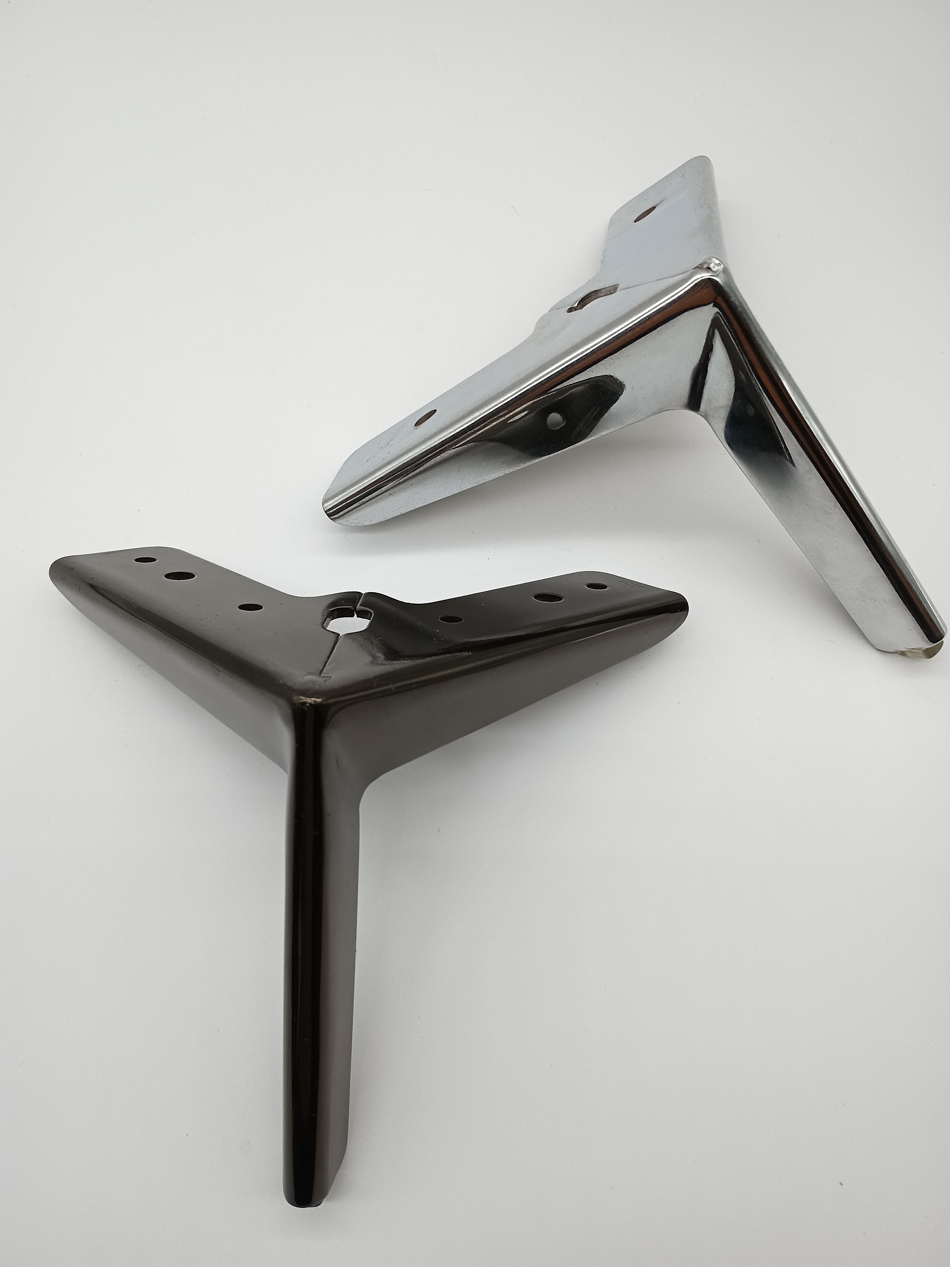 Foshan Factory Industry Accessori hardware in metallo Gambe per divani moderni