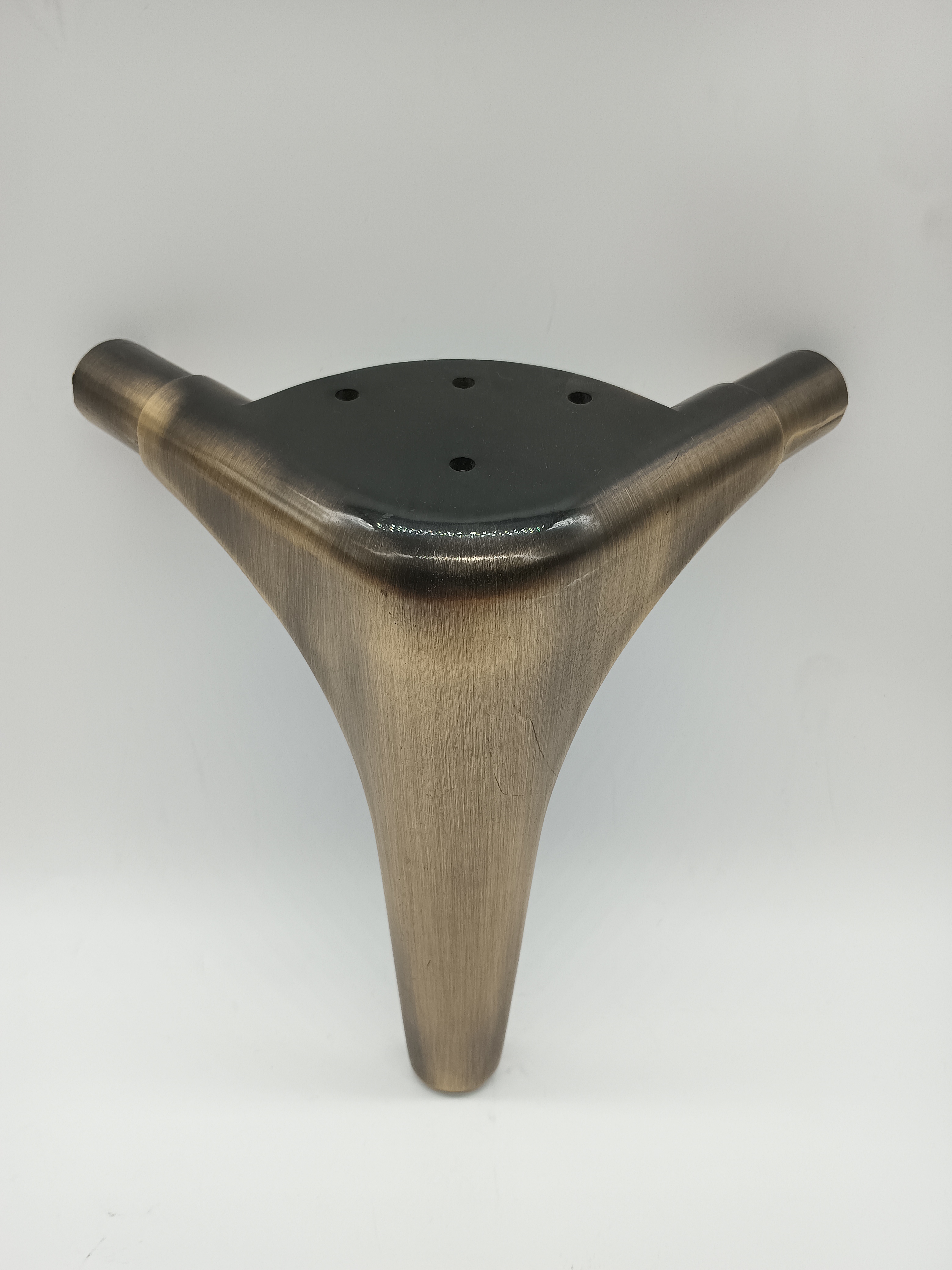 Accessori hardware per mobili Placcatura dei metalli Lucidatura Gambe del divano in lega di zinco Piedi della sedia Piedi del tavolino Gamba 
