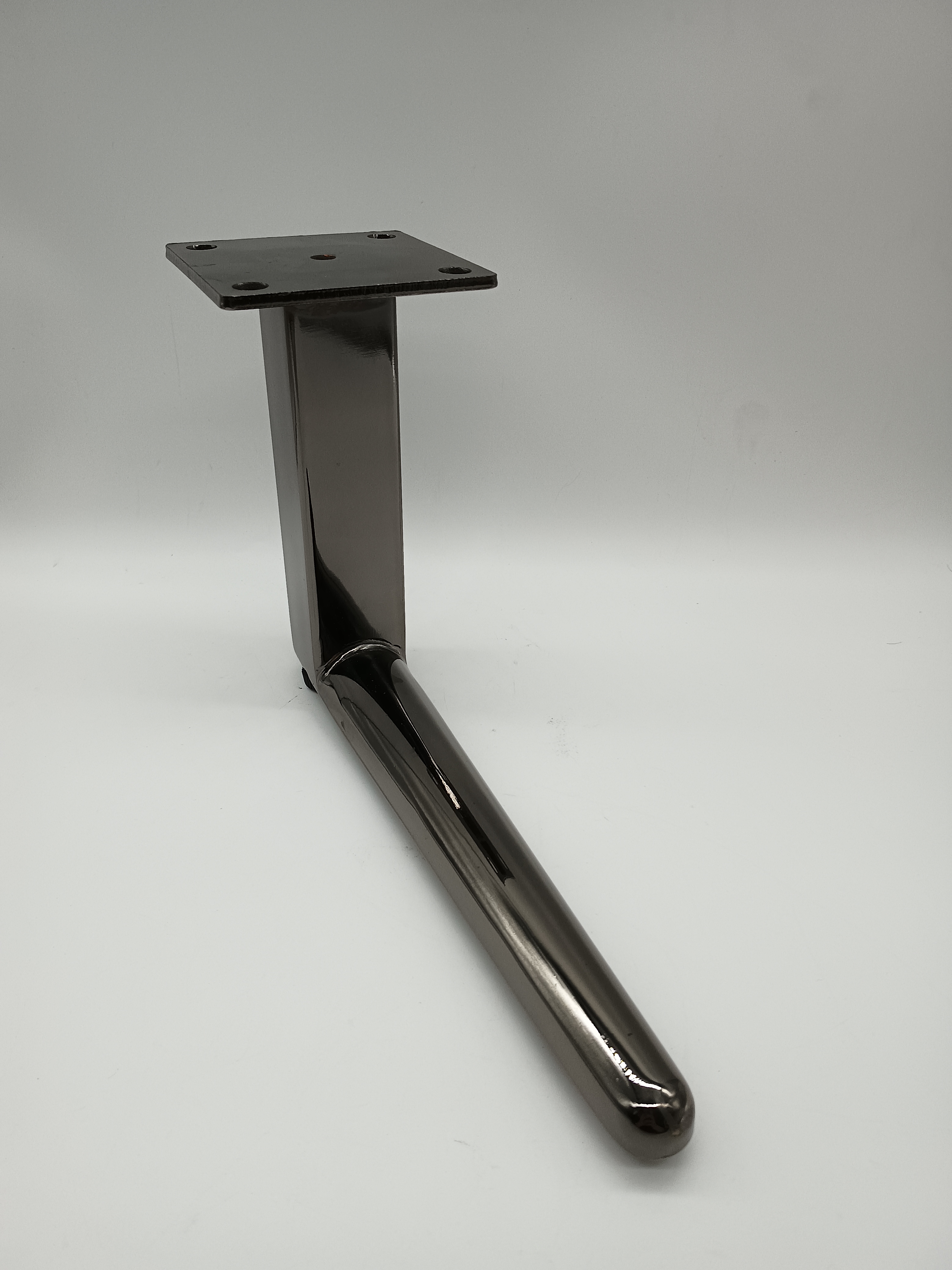 Gambe per divani per mobili in nero dorato dal design personalizzato più recente 