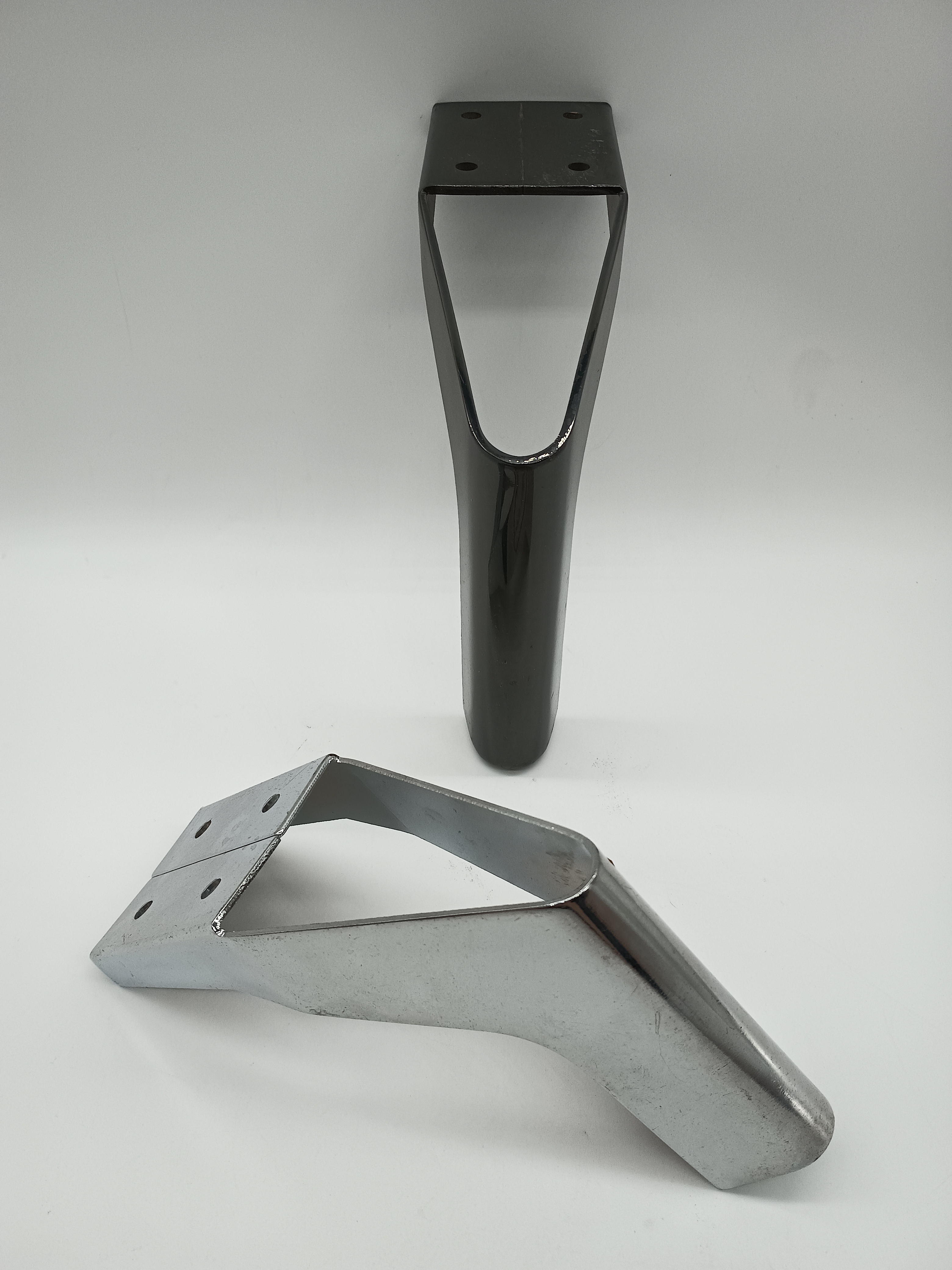 Gambe per divani di lusso per mobili affusolati moderni in metallo personalizzati in fabbrica