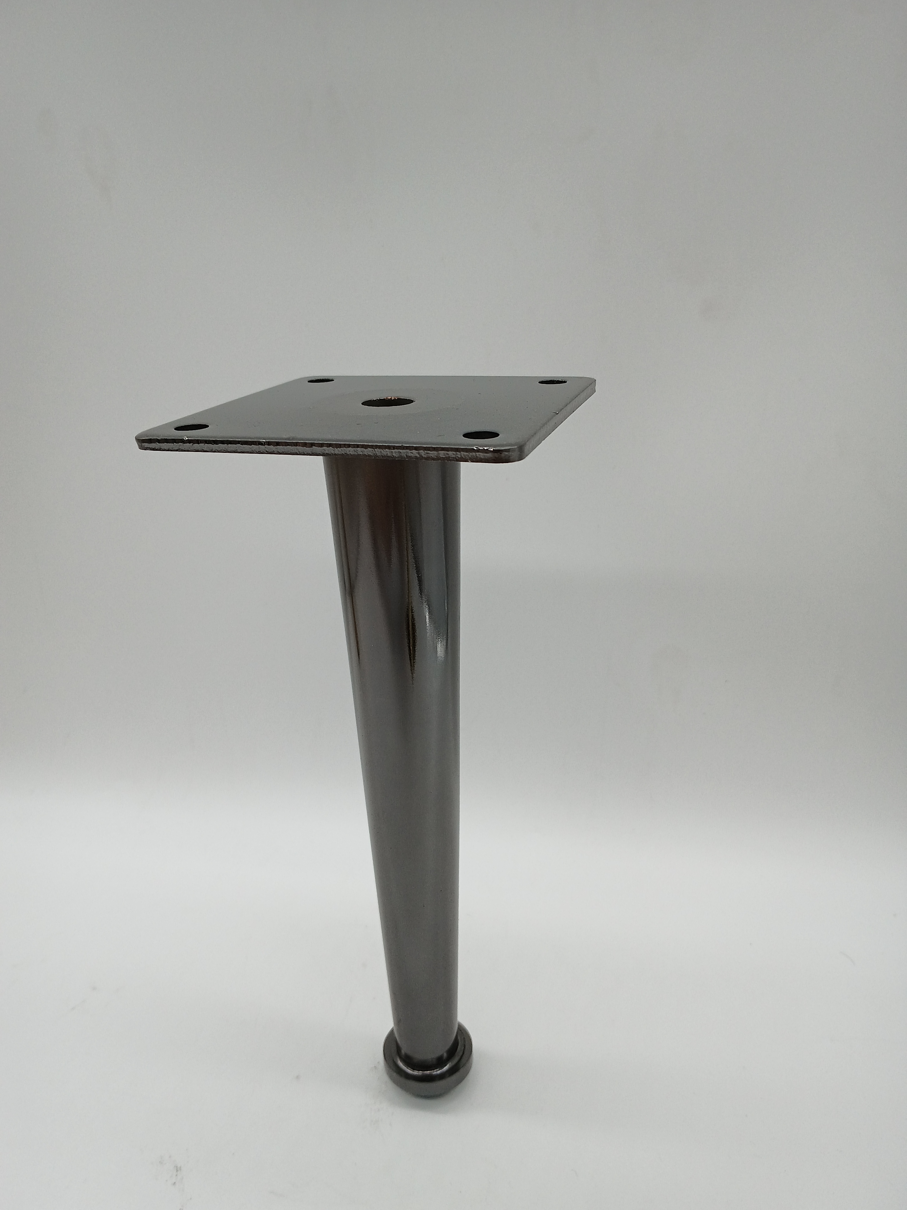  Parti di mobili in acciaio inossidabile da 4-8 pollici/10-18 cm Accessori per gambe di divani in metallo singolo